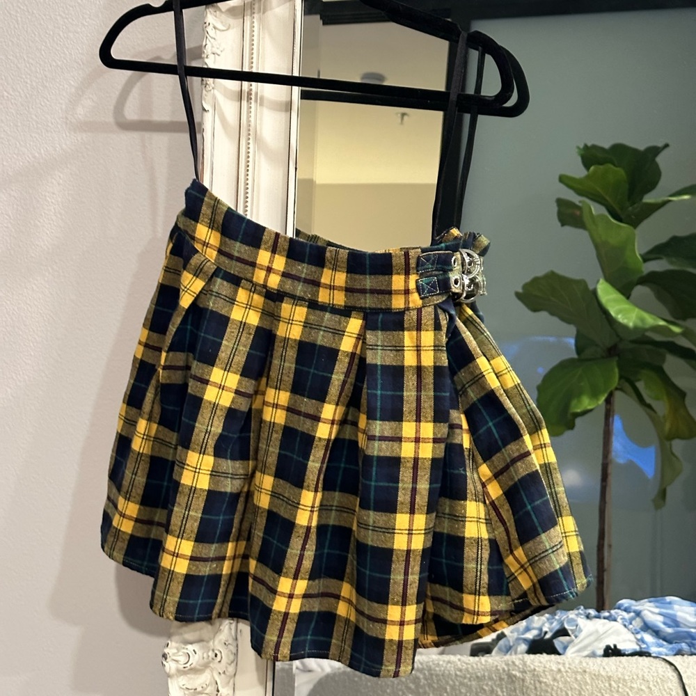 SUPERDOWN - LITTLE YELLOW AND BLUE PLAID MINISKIRT